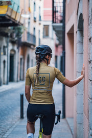 Maillot Signature Ocre/Arena (mujer)